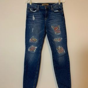 Joe’s Jeans The Icon Mid Rise Skinny Ankle Size 30